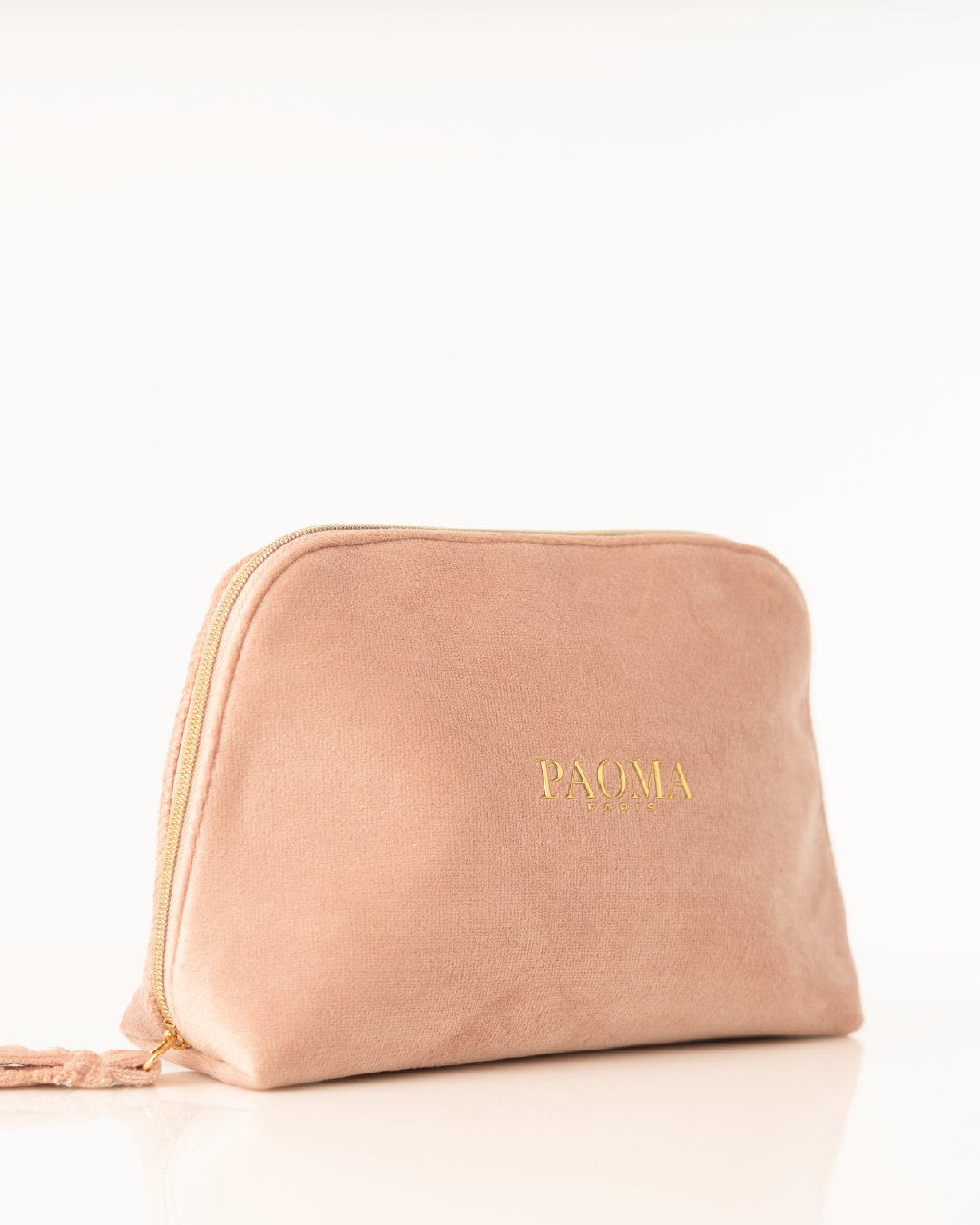 LA TROUSSE DEMI-LUNE EN VELOURS ROSE